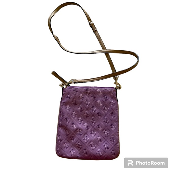 Guess Lilac w/Tan trim and strap Crossbody Bag - Like NEW - Picture 2 of 10